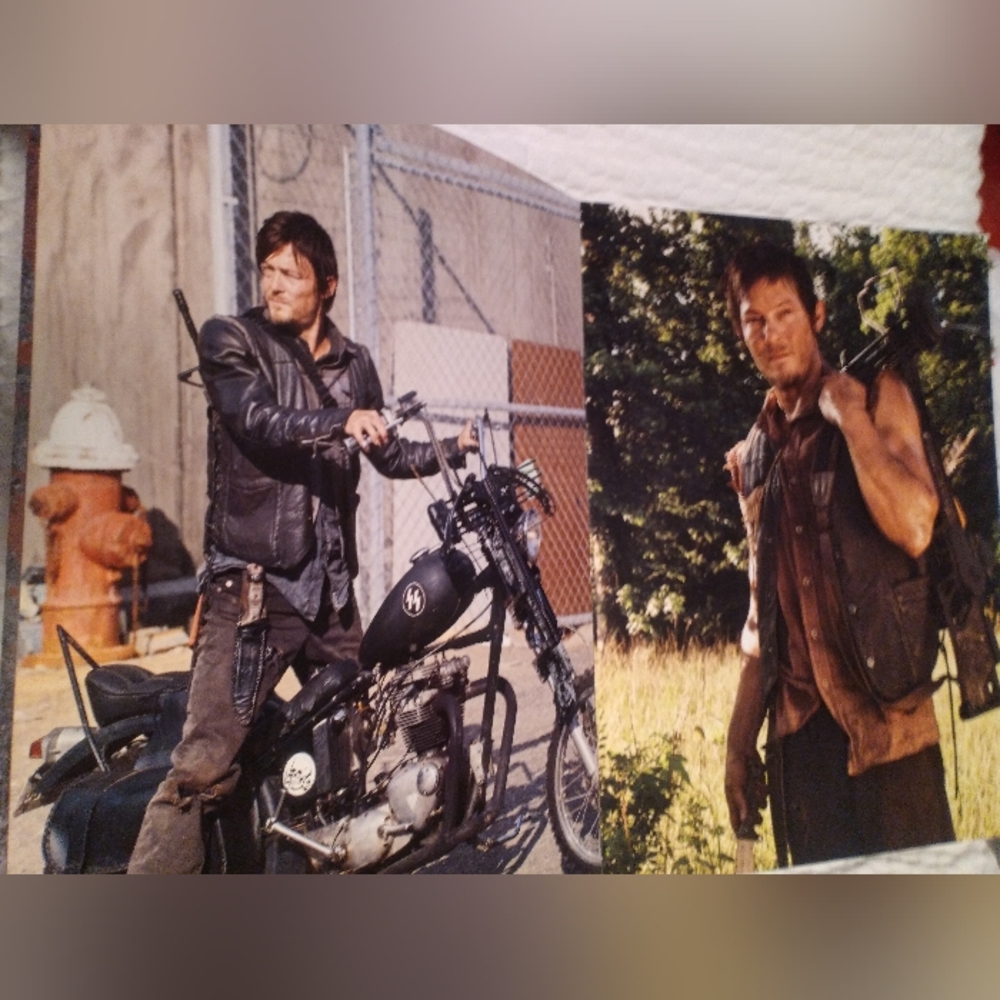 Walking Dead Poster Collection Excellent Condition - Picture 4 of 8